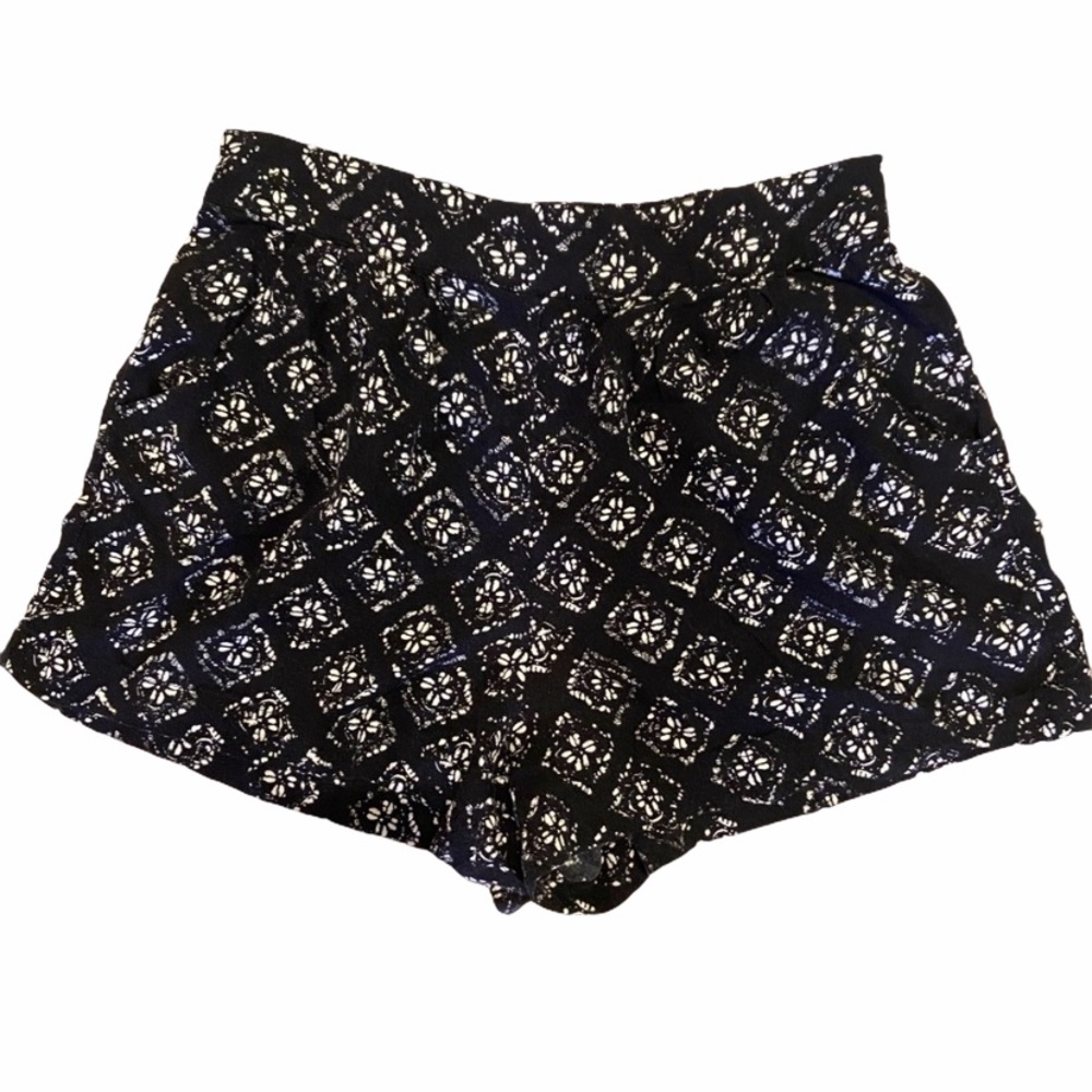 Mossimo Black Print High Waist Shorts Size Medium